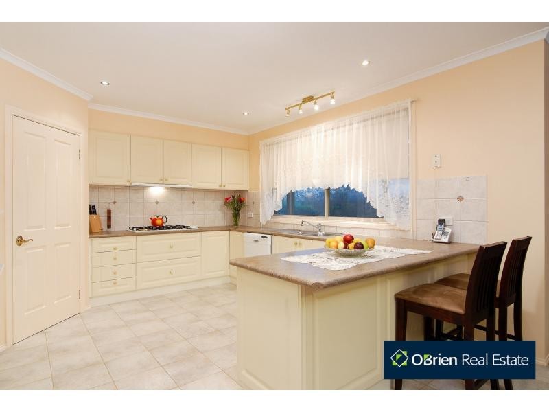 22 Harold Keys Drive, Narre Warren South VIC 3805