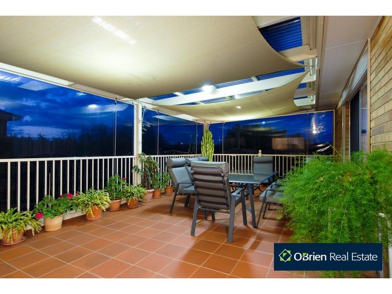 22 Harold Keys Drive, Narre Warren South VIC 3805