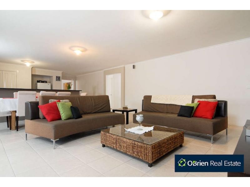 5 Shane Court, Berwick VIC 3806