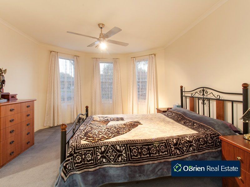 6 Yalumba Court, Berwick VIC 3806