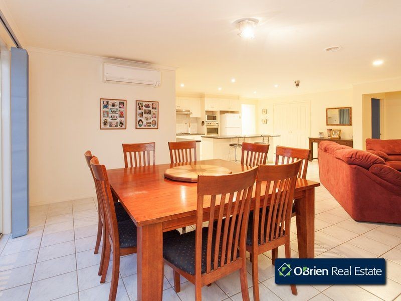 6 Yalumba Court, Berwick VIC 3806