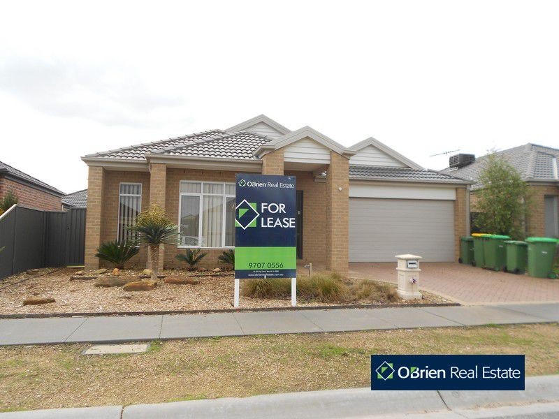 8 Camdolle Close, Pakenham VIC 3810