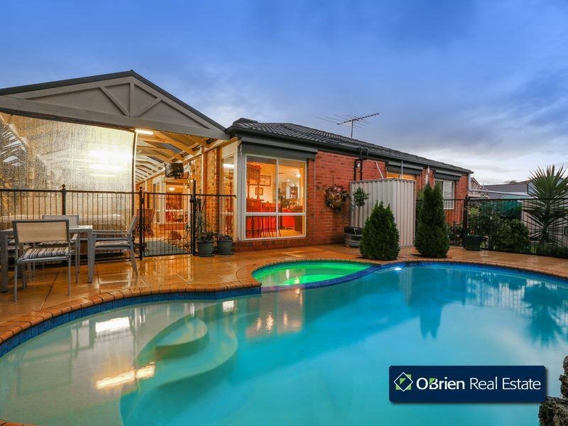 21 McCubbin Way, Berwick VIC 3806
