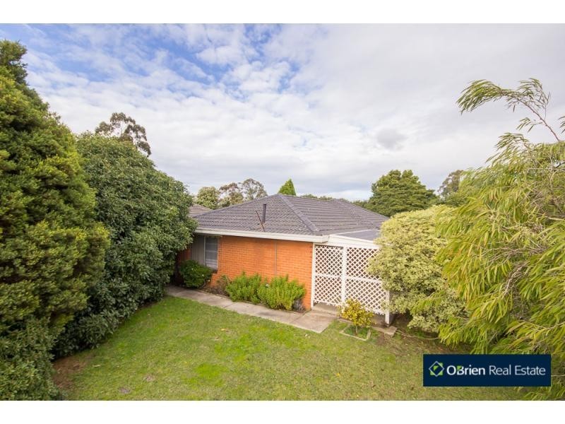 44 Cochrane Street, Cranbourne VIC 3977