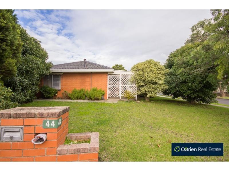 44 Cochrane Street, Cranbourne VIC 3977