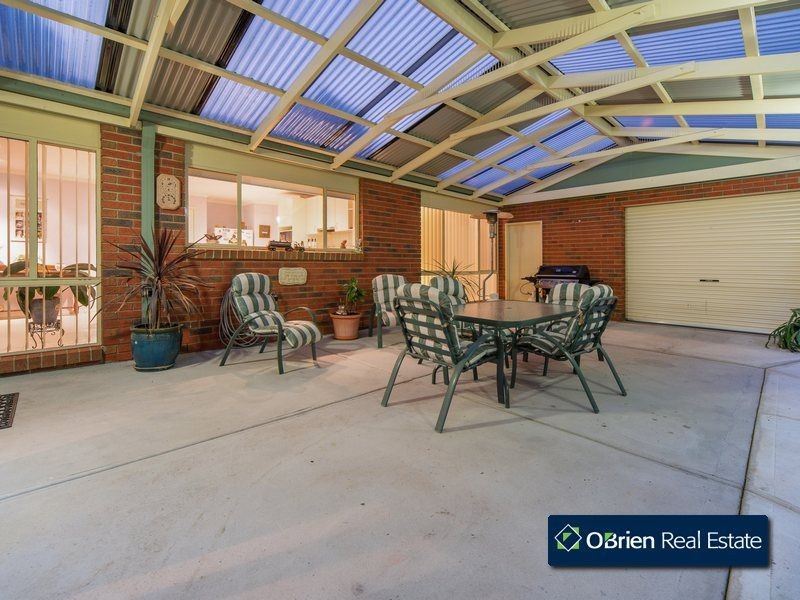 9 Emperor Road, Berwick VIC 3806