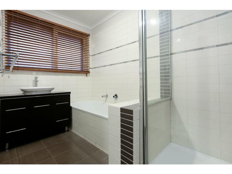 15 Strathhavan Drive, Berwick VIC 3806