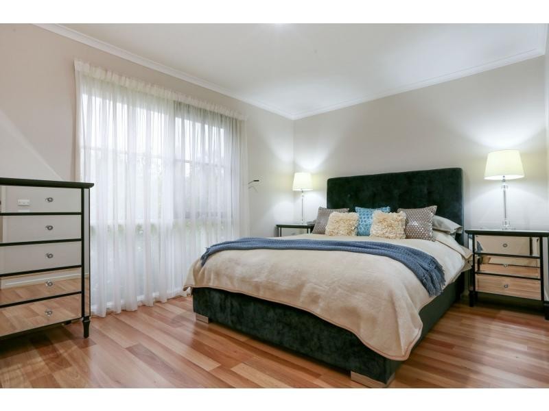 15 Strathhavan Drive, Berwick VIC 3806