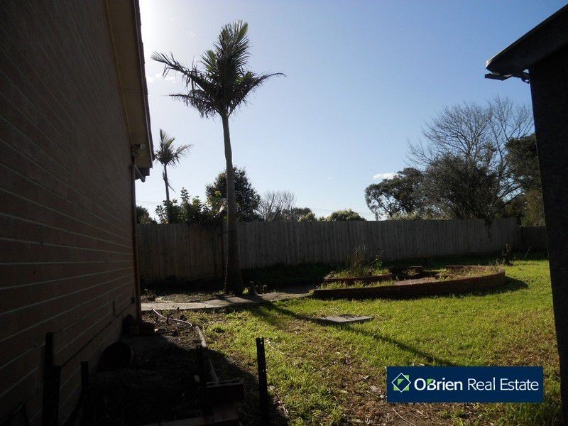 1 Brooklyn Avenue, Frankston VIC 3199