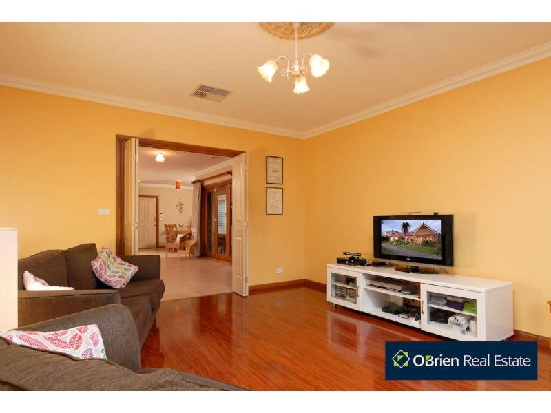40 Ellen Road, Narre Warren South VIC 3805