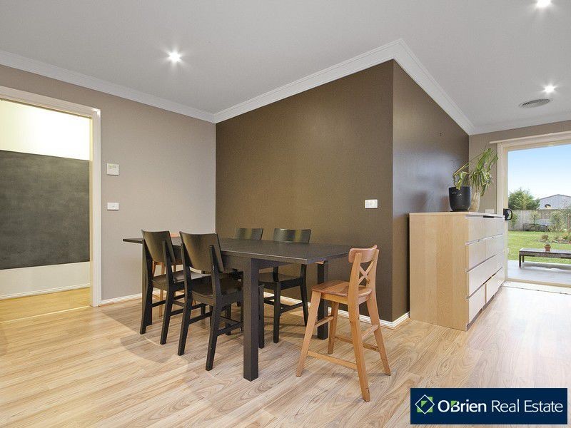 12 Iriswells Close, Tooradin VIC 3980