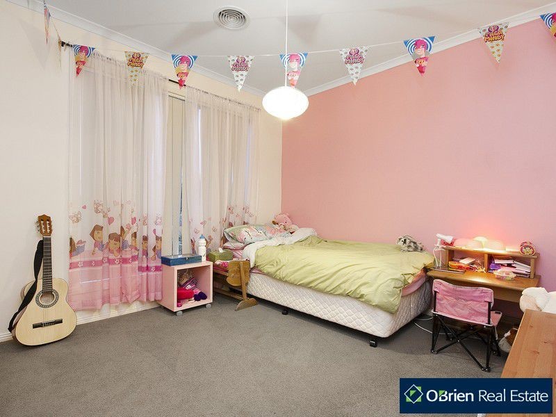 12 Iriswells Close, Tooradin VIC 3980