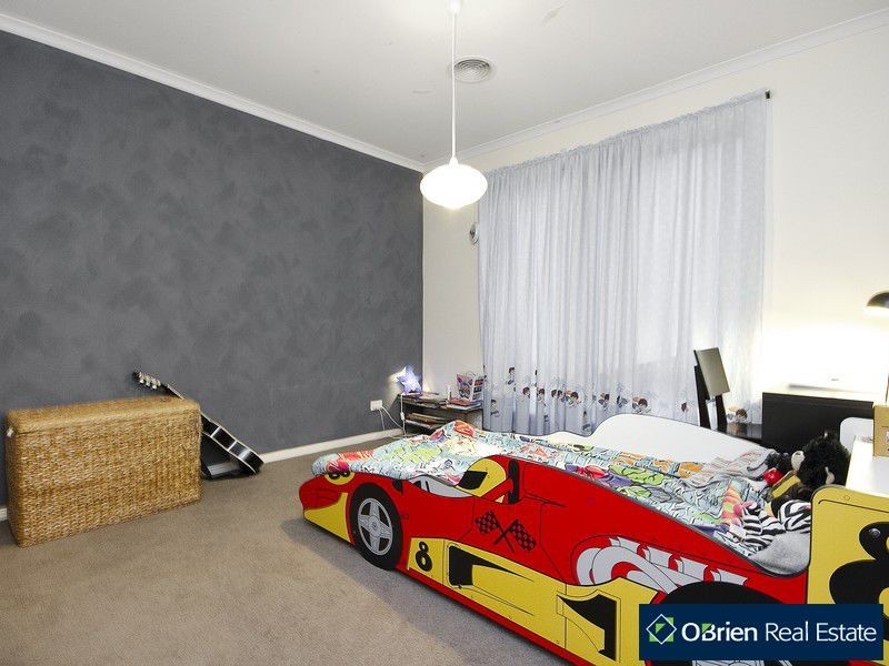 12 Iriswells Close, Tooradin VIC 3980