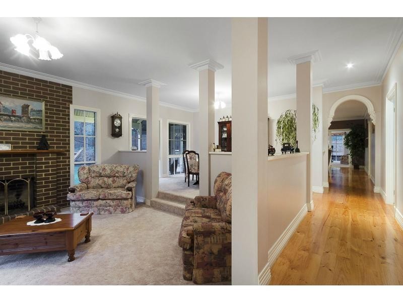 26 Baroona Road, Maryknoll VIC 3812