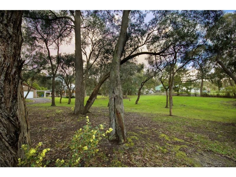 26 Baroona Road, Maryknoll VIC 3812