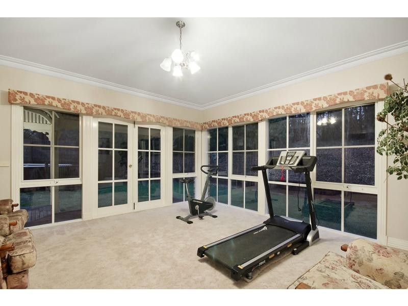 26 Baroona Road, Maryknoll VIC 3812