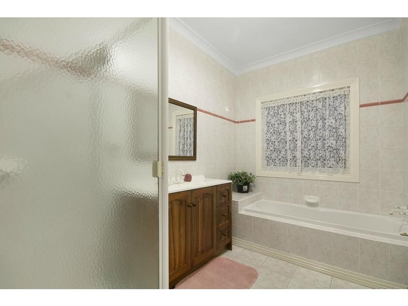 26 Baroona Road, Maryknoll VIC 3812