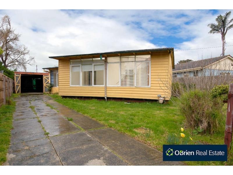 62 Marklin Street, Cranbourne VIC 3977