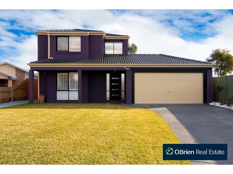 124 Courtney Avenue, Cranbourne North VIC 3977