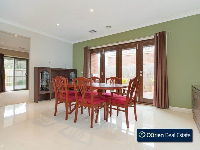 16 Noremac Grove, Lyndhurst VIC 3975