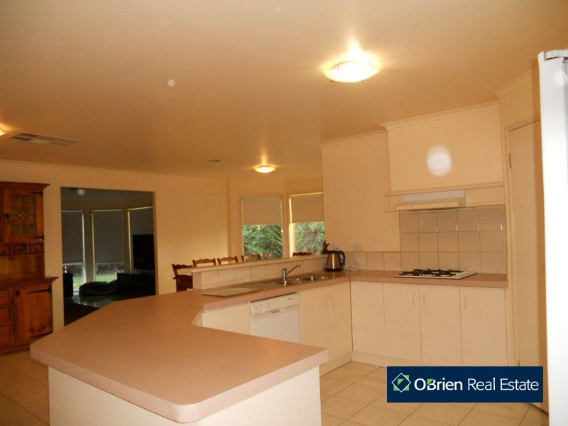 14 Byron Court, Narre Warren South VIC 3805