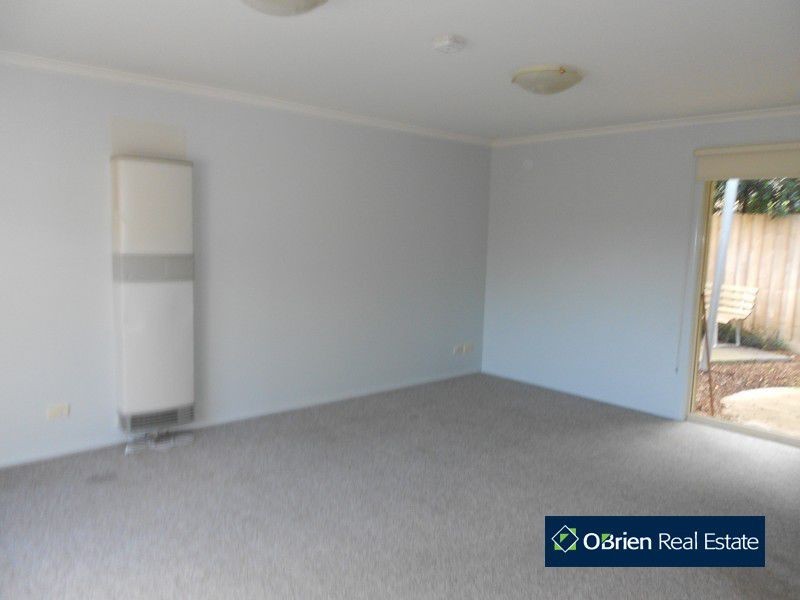 3/52 Bellevue Drive, Berwick VIC 3806