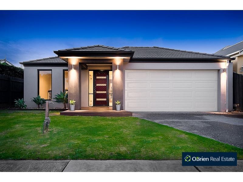 3 Parkstone Vista, Cranbourne VIC 3977