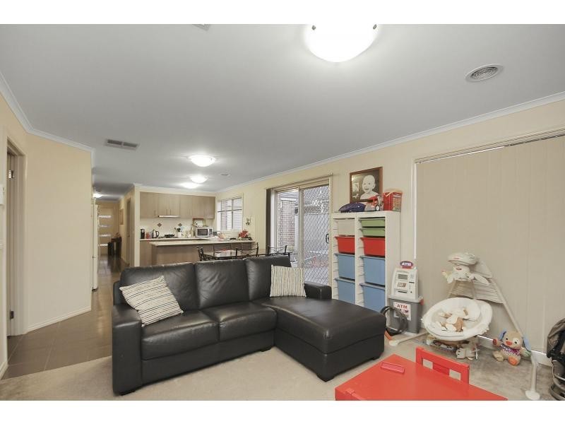 53 Tipperary Circuit, Pakenham VIC 3810
