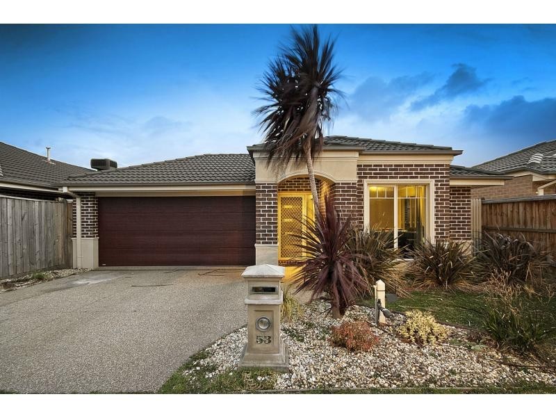 53 Tipperary Circuit, Pakenham VIC 3810