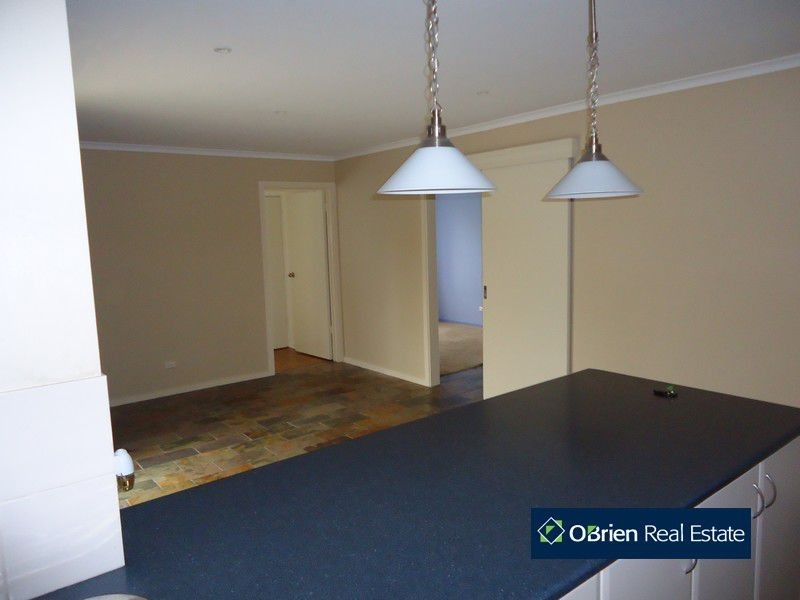 54 Saxonwood Drive, Narre Warren VIC 3805