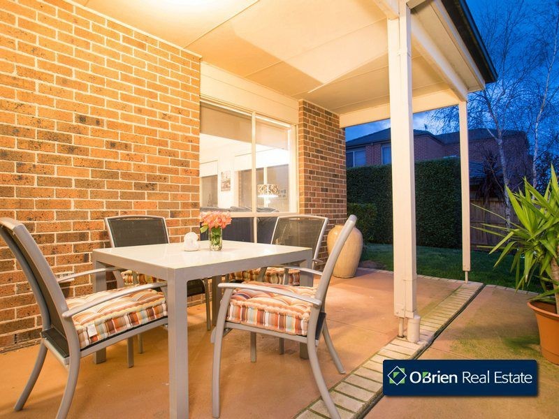 17 Hawkesbury Street, Berwick VIC 3806