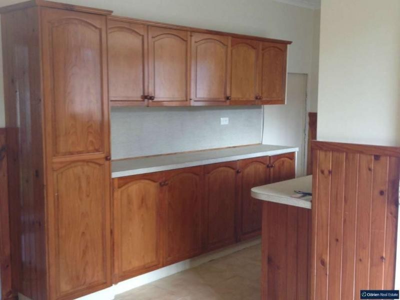 9 Greenvally Crescent, Hampton Park VIC 3976