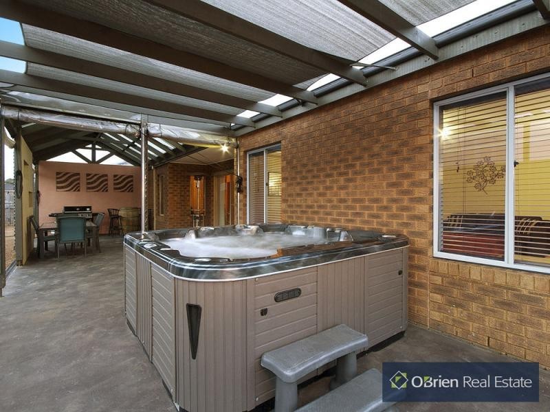 7 Walmac Close, Tooradin VIC 3980
