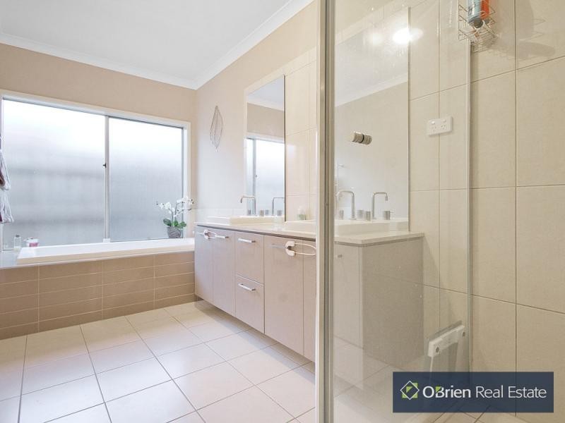 7 Walmac Close, Tooradin VIC 3980