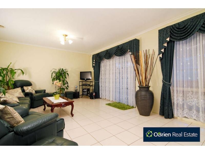 17 View Park Circuit, Narre Warren South VIC 3805