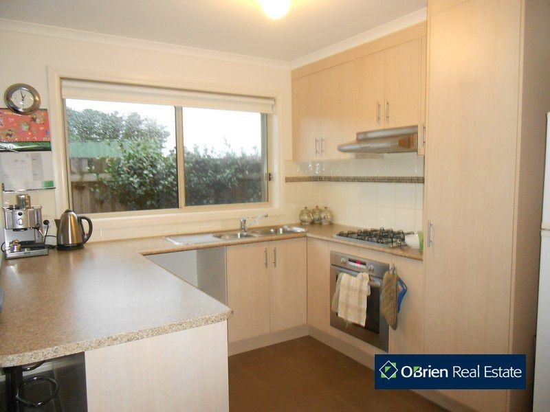 129 Melzak Way, Berwick VIC 3806