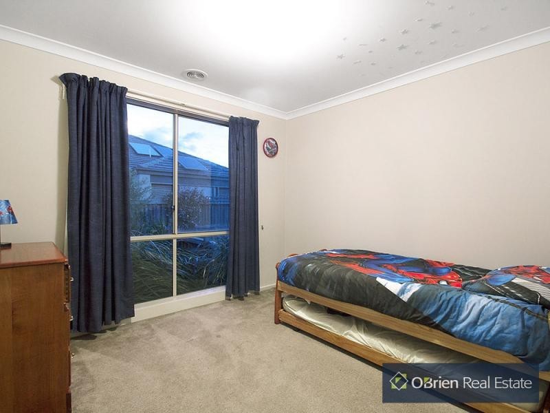 15 Tuscan Court, Lyndhurst VIC 3975