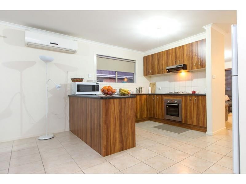 34 Kulkami Way, Cranbourne West VIC 3977