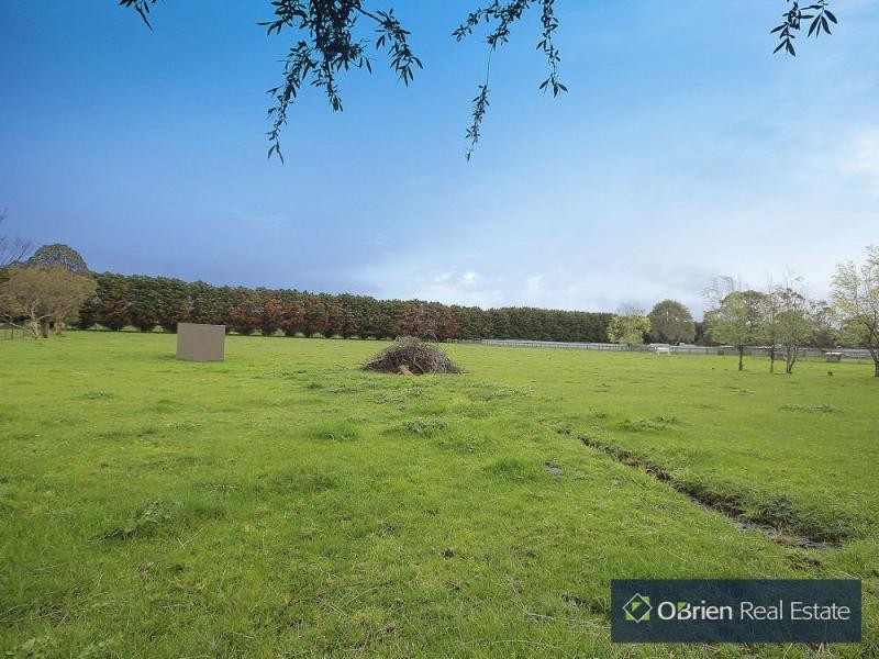 6 Noaki Street, Pearcedale VIC 3912