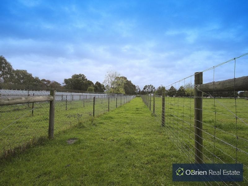 6 Noaki Street, Pearcedale VIC 3912