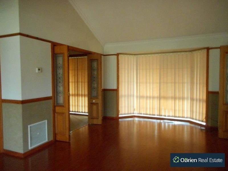 12 Murndal Court, Berwick VIC 3806