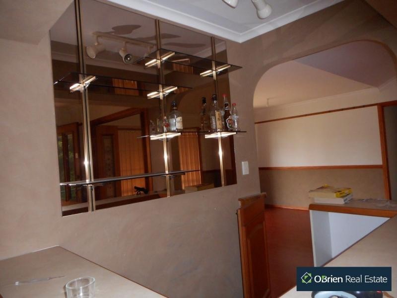 12 Murndal Court, Berwick VIC 3806