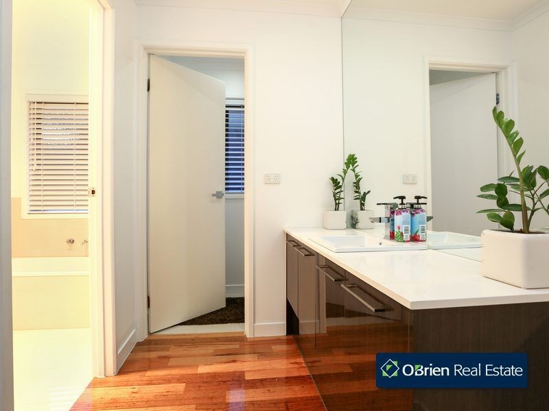 23 Albrecht Avenue, Berwick VIC 3806
