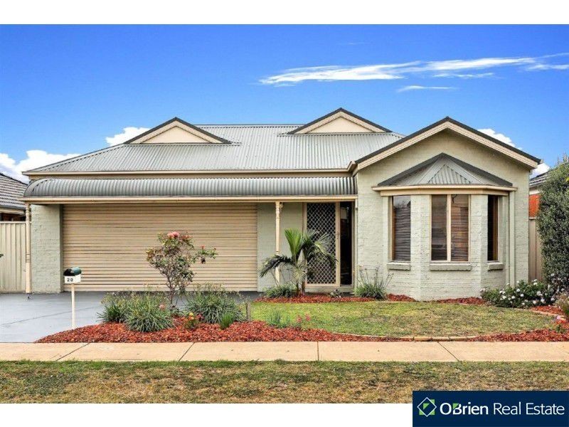 20 Hartland Circuit, Pakenham VIC 3810