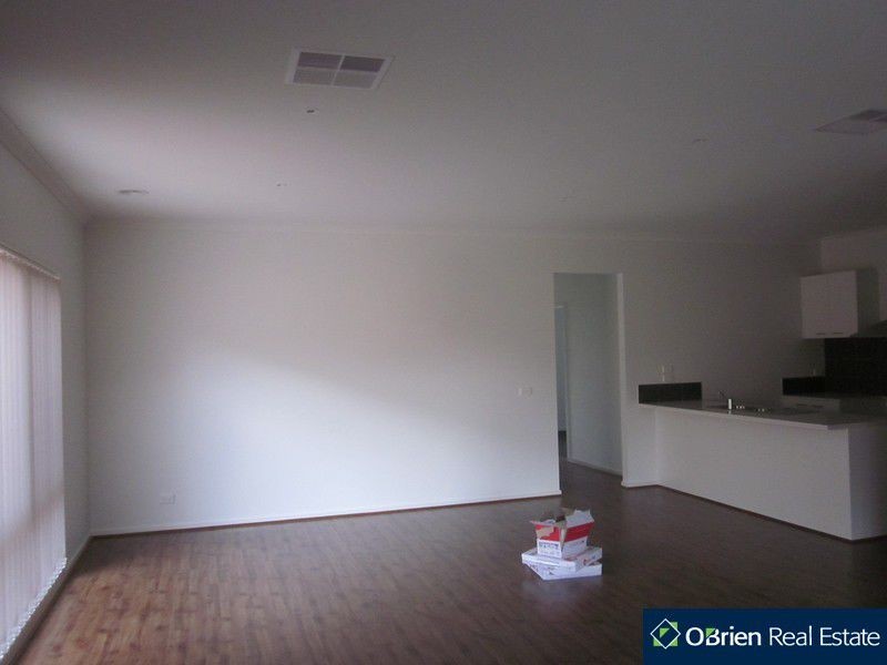 3 Barwon Street, Clyde North VIC 3978