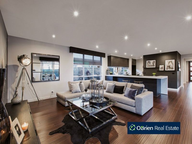 1 Bankton Avenue, Cranbourne East VIC 3977