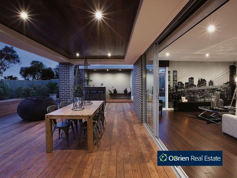 1 Bankton Avenue, Cranbourne East VIC 3977