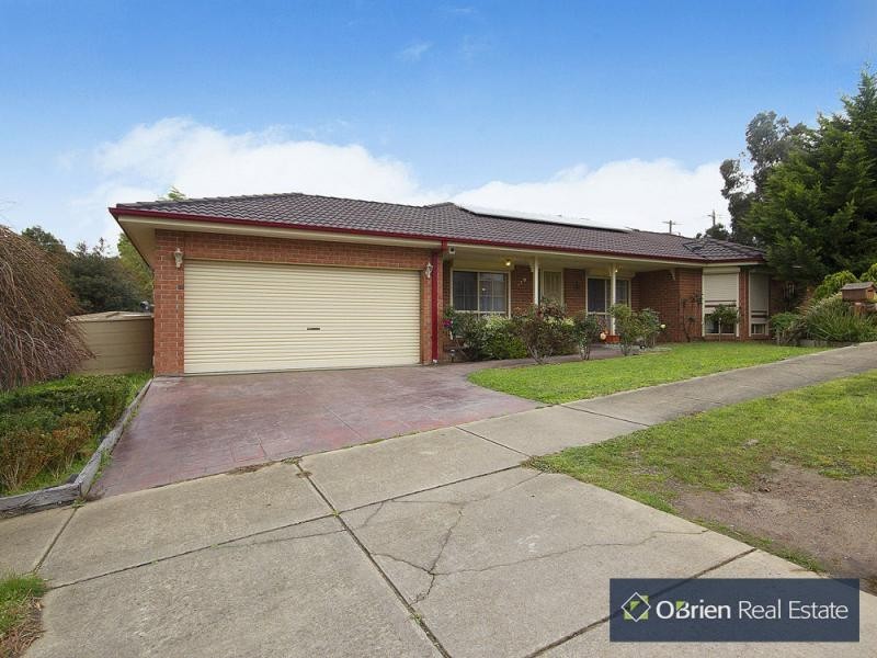 150 Sweeney Drive, Narre Warren VIC 3805