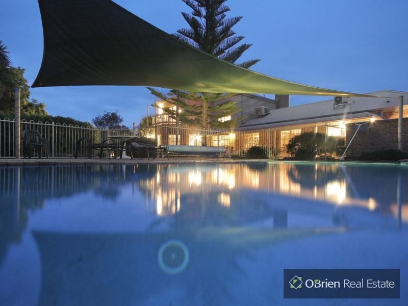 198 Pearcedale Road, Cranbourne South VIC 3977