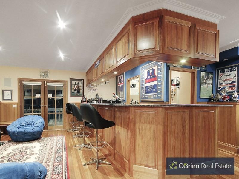 198 Pearcedale Road, Cranbourne South VIC 3977